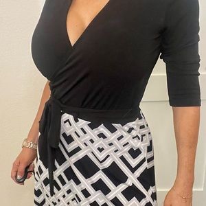 XS Leota wrap dress. NWT!